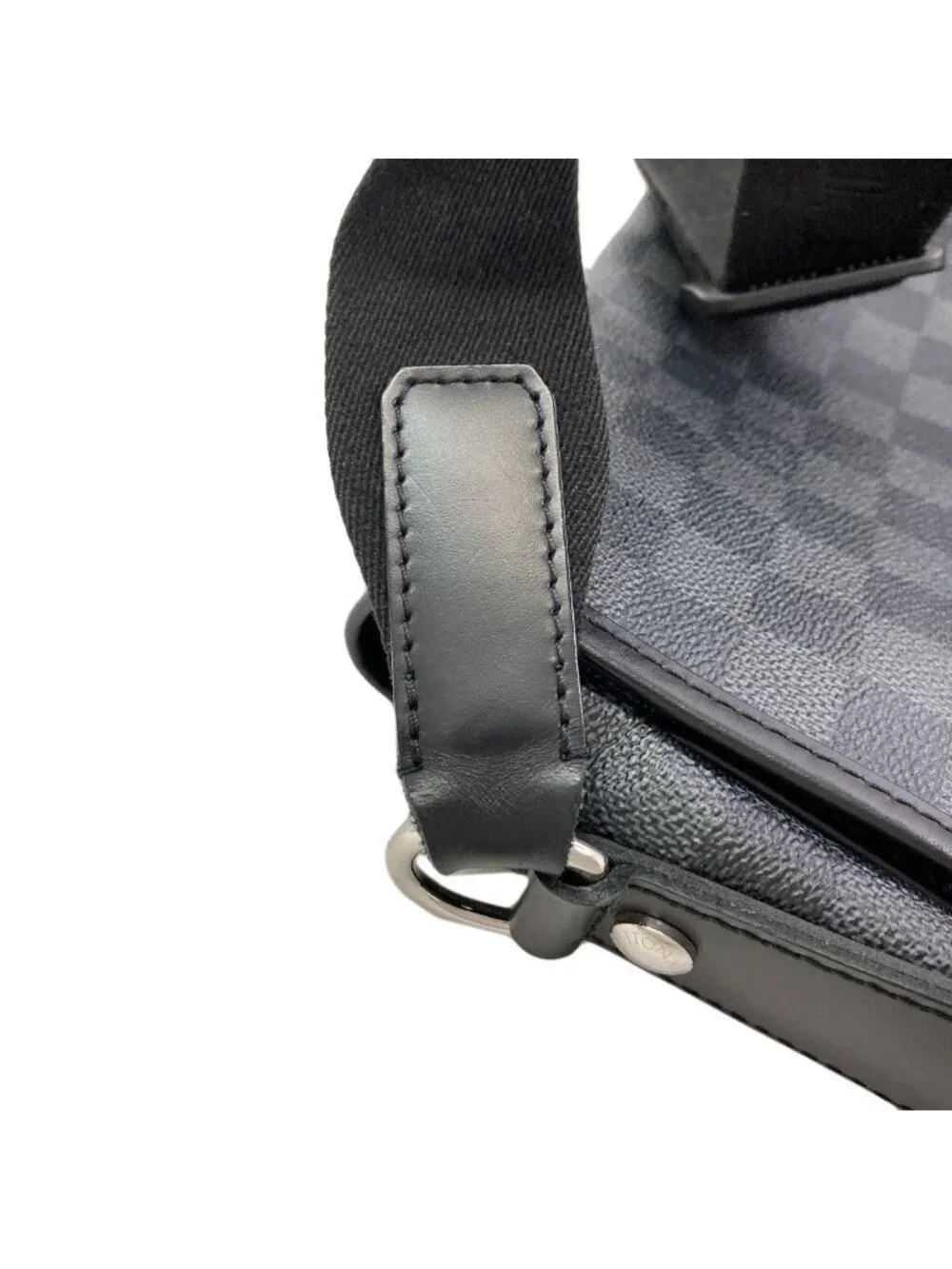 Louis Vuitton Daniel MM Shoulder Bag Damier Canvas